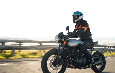 호환 헬멧 헤드셋: 라이딩 오디오 안전의 차세대 혁신