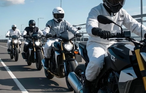 라이딩의 혁신: 자전거용 스마트 통신 기기가 중요한 이유