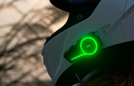 Ride Connected: 글로벌 모터사이클 브랜드를 위한 OEM/ODM 헬멧 블루투스 헤드셋